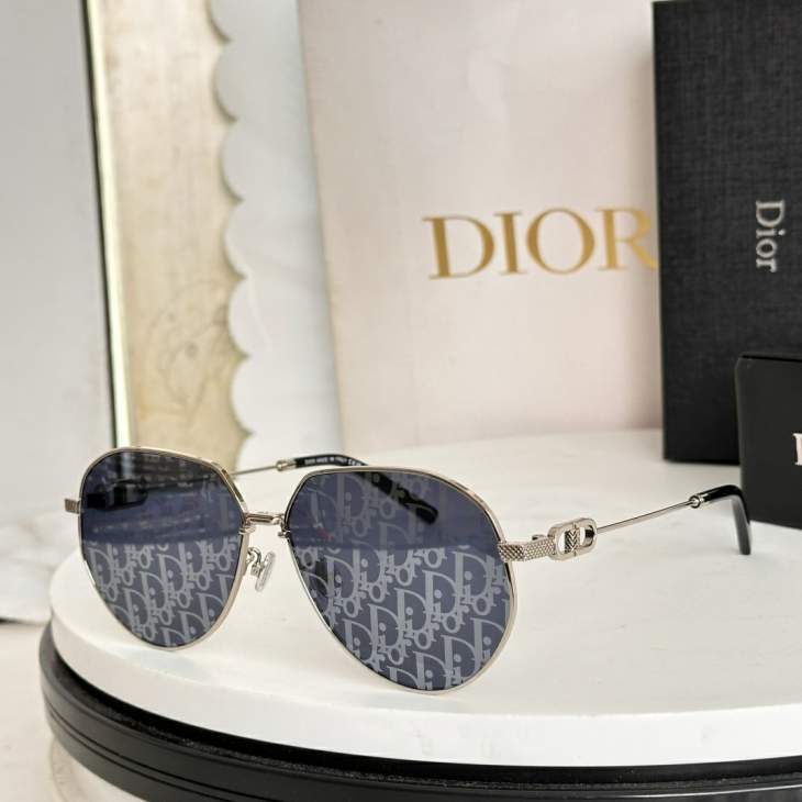 Picture of Dior Sunglasses _SKUfw76721258fw